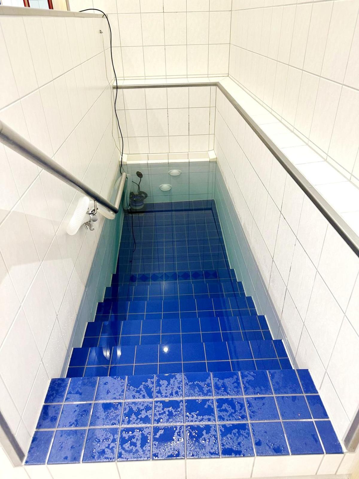 שלוכזי 2 Zimmer Appartement Mit Pool Im Haus מראה חיצוני תמונה